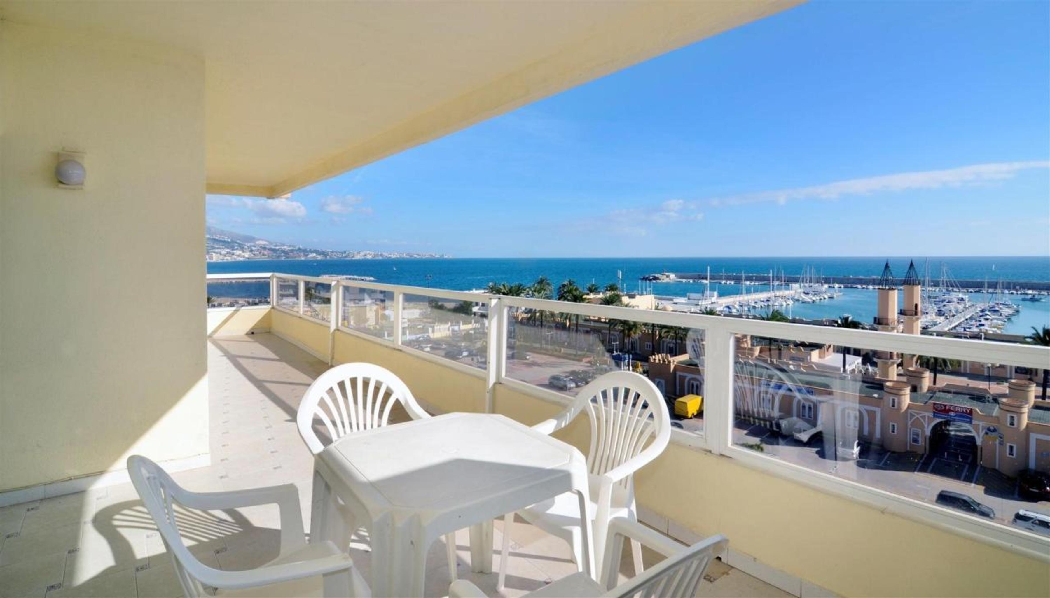 Lägenhetshotell Pyr Fuengirola